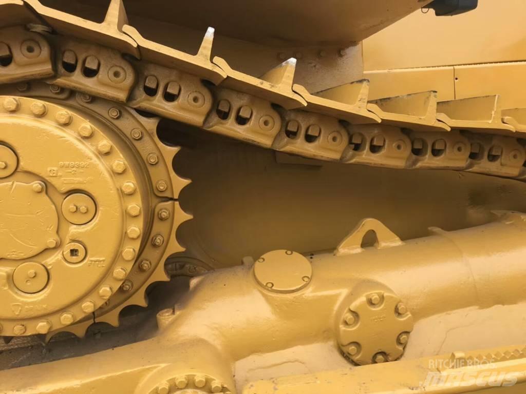 CAT D8R Bulldozer på larvebånd
