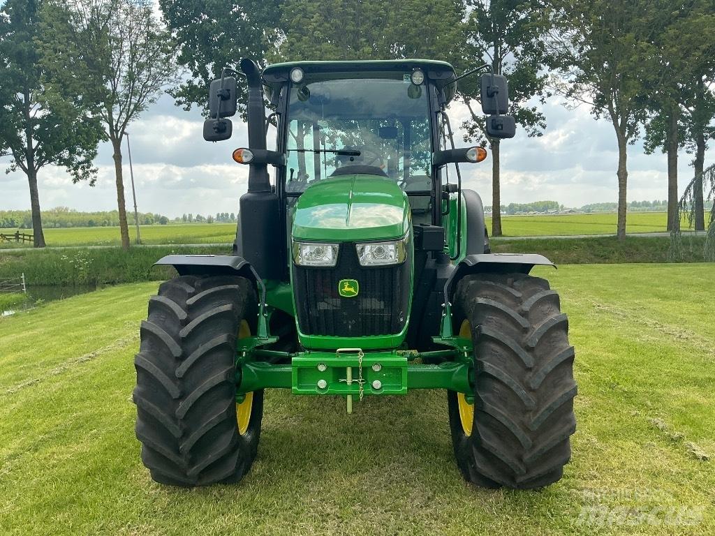 John Deere 5090 M Traktorer