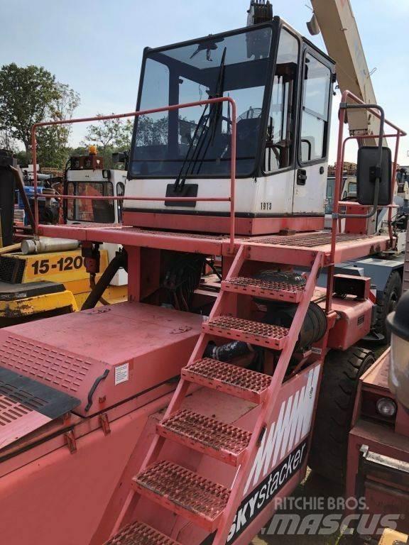 Fantuzzi FDC25K7DB Gaffeltruck til containerhåndtering