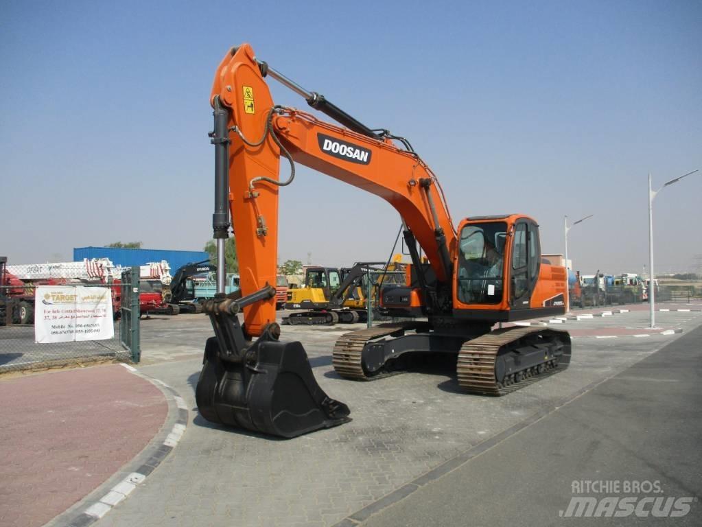Doosan DX 225 LCA Gravemaskiner på larvebånd