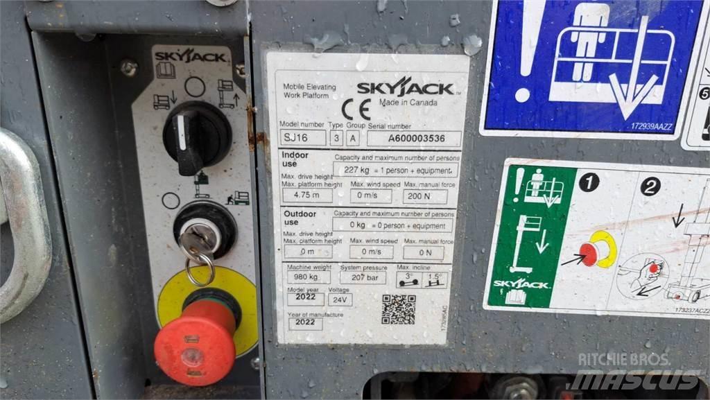 SkyJack SJ16 Andre lifte og platforme