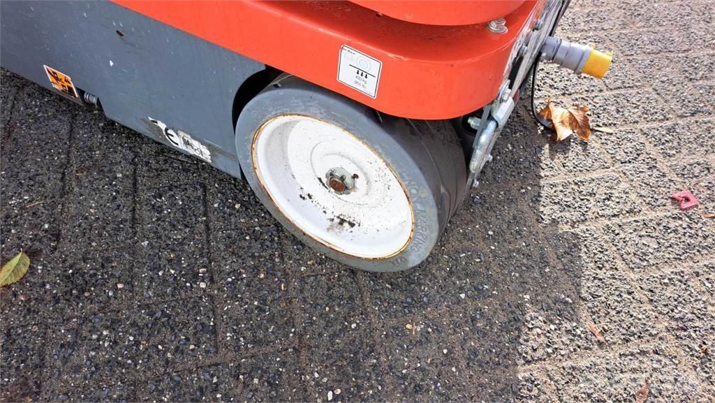 SkyJack SJ16 Andre lifte og platforme