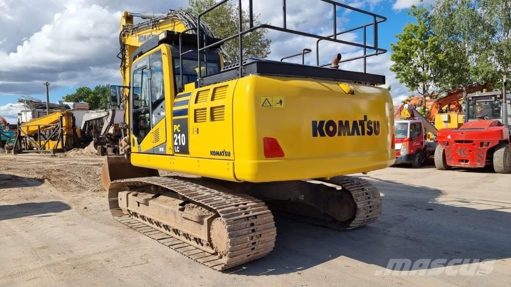 Komatsu PC 210 LC-11 Gravemaskiner på larvebånd