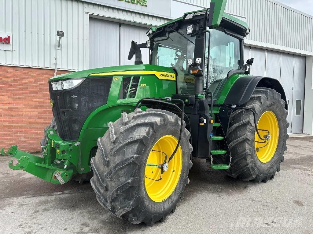 John Deere 7R 330 Traktorer
