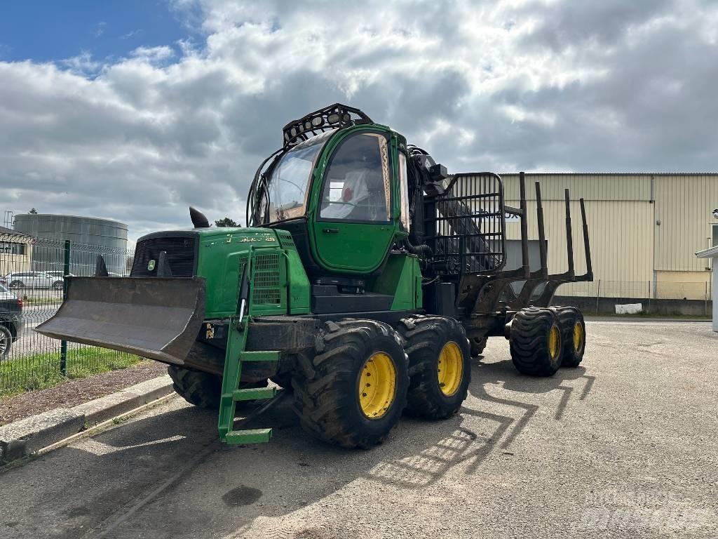 John Deere 1010E Udkørselsmaskiner