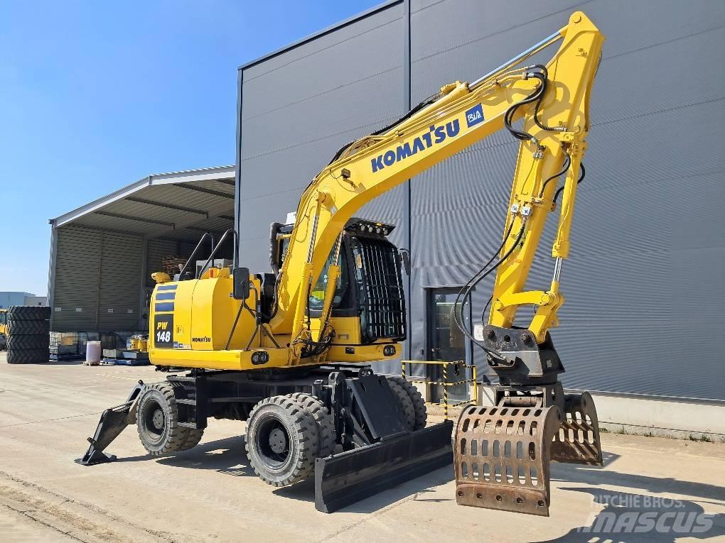 Komatsu PW148-10 Gravemaskiner på hjul