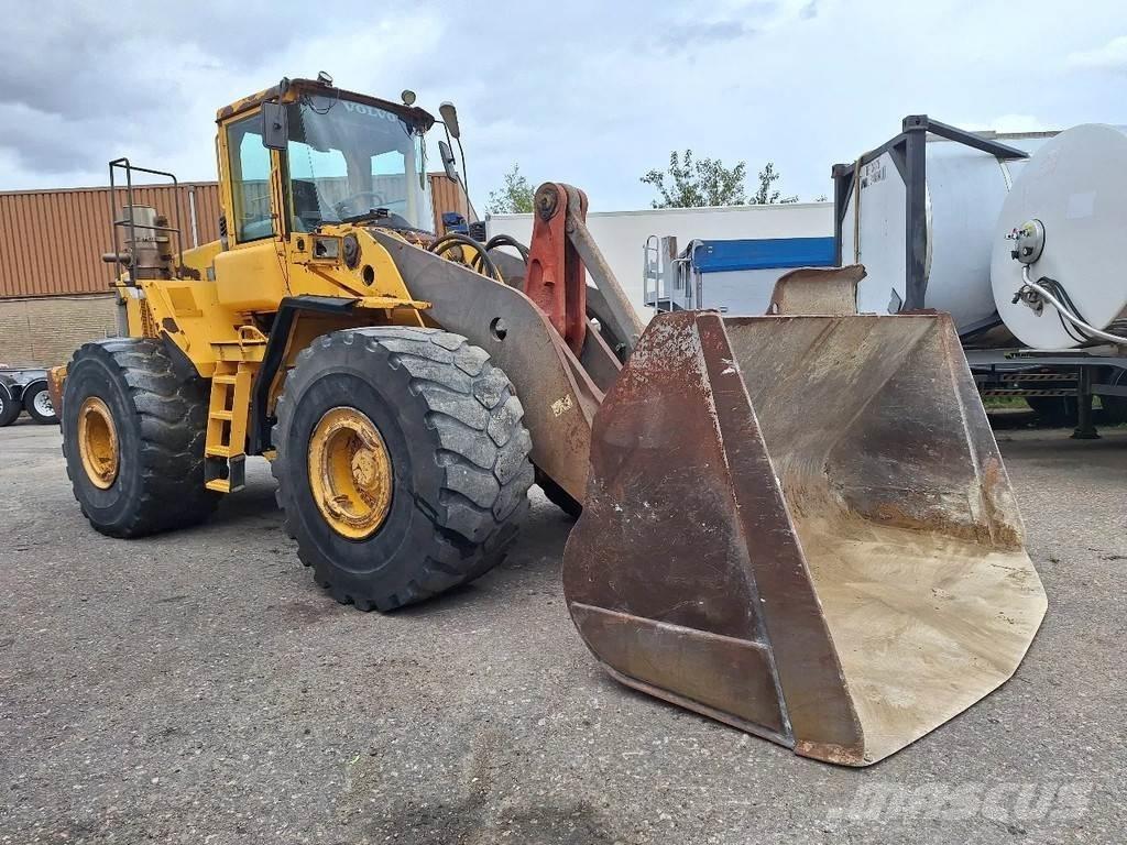 Volvo L220D Læssemaskiner på hjul