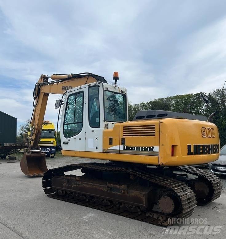 Liebherr R 900 C Gravemaskiner på larvebånd