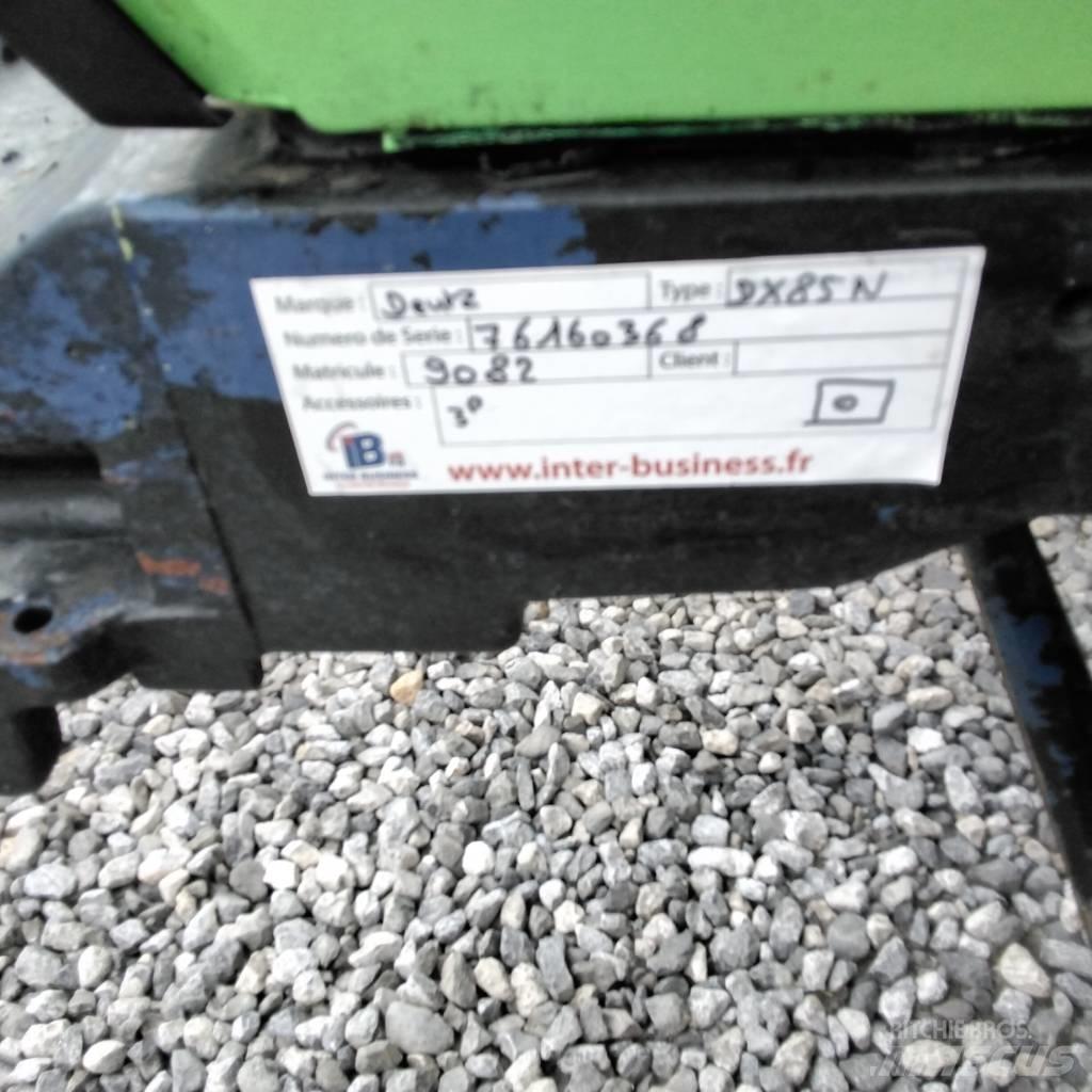 Deutz-Fahr DX85N Traktorer