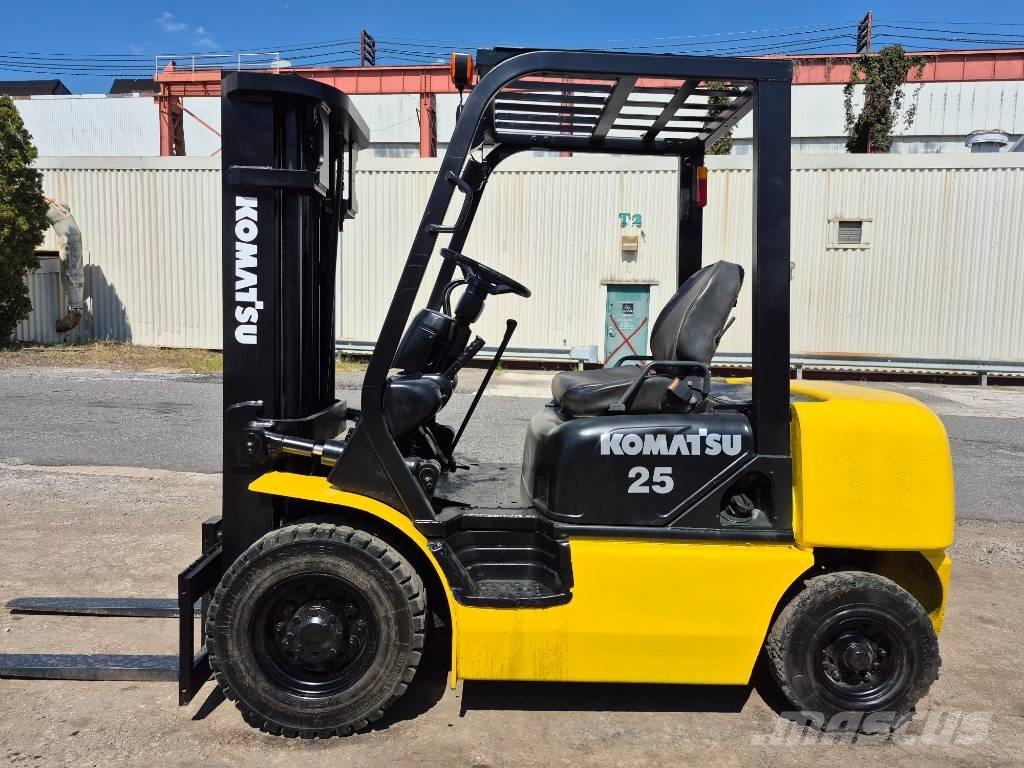 Komatsu FG 25 C-12 Gaffeltrucks - andre