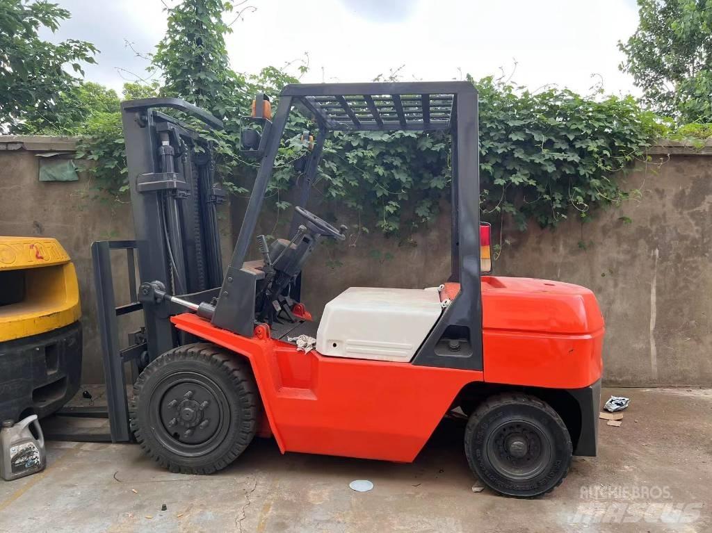 Heli 3 Ton Diesel gaffeltrucks