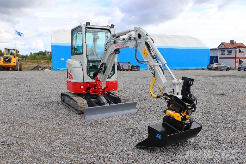 Takeuchi TB325R Minigravemaskiner