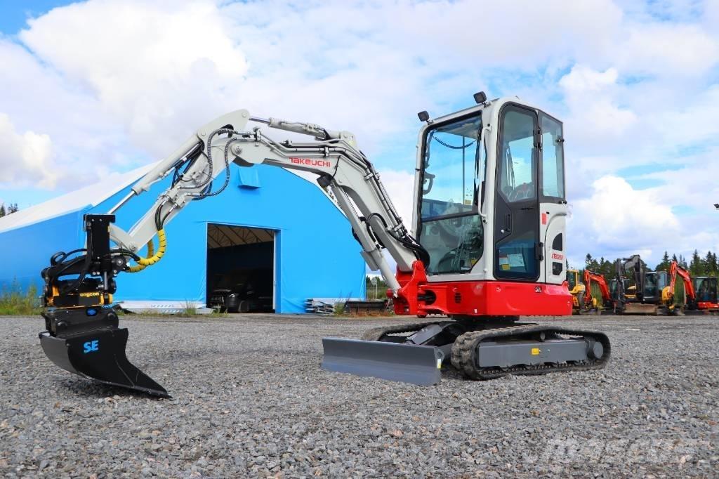 Takeuchi TB325R Minigravemaskiner