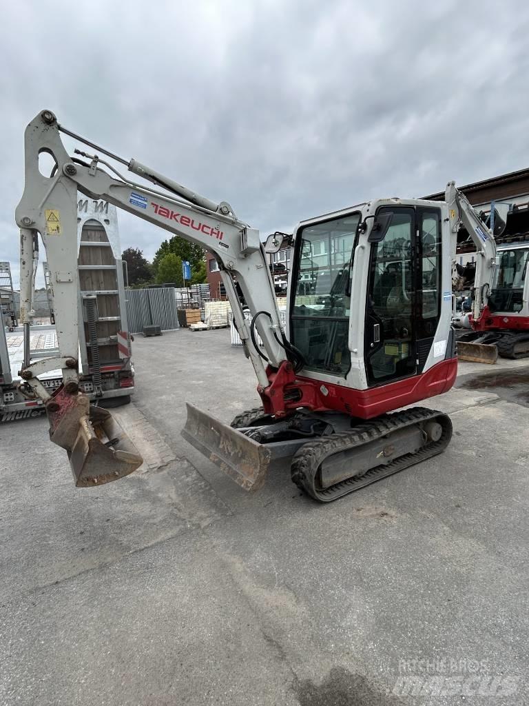 Takeuchi TB 228 Minigravemaskiner