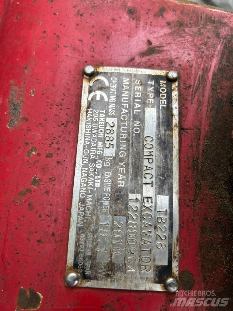 Takeuchi TB 228 Minigravemaskiner