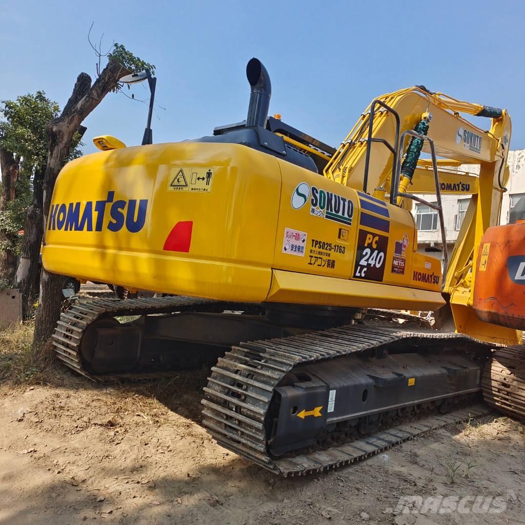 Komatsu PC 240 Gravemaskiner på larvebånd