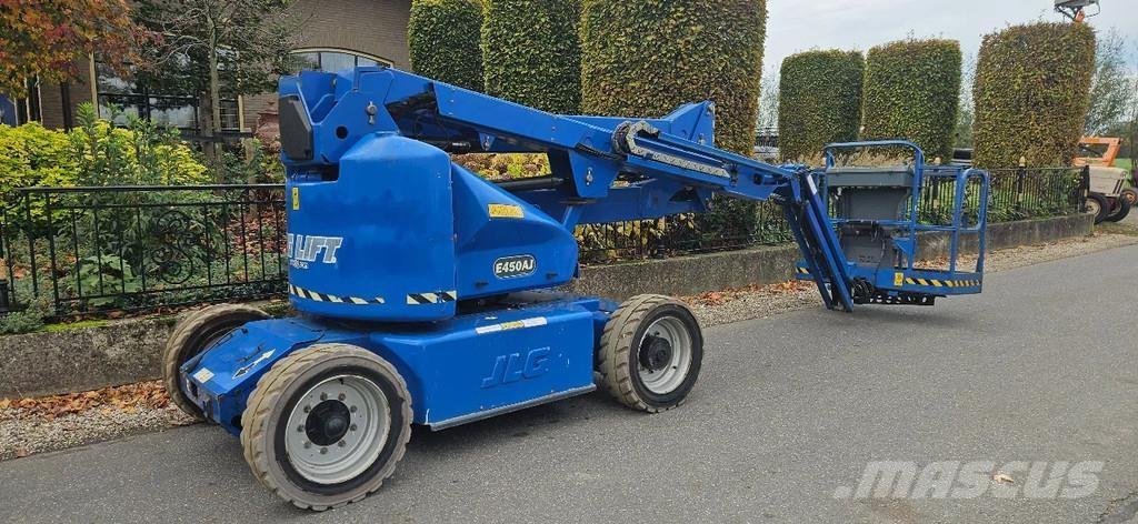 JLG E450aj Bomlifte med knækarm
