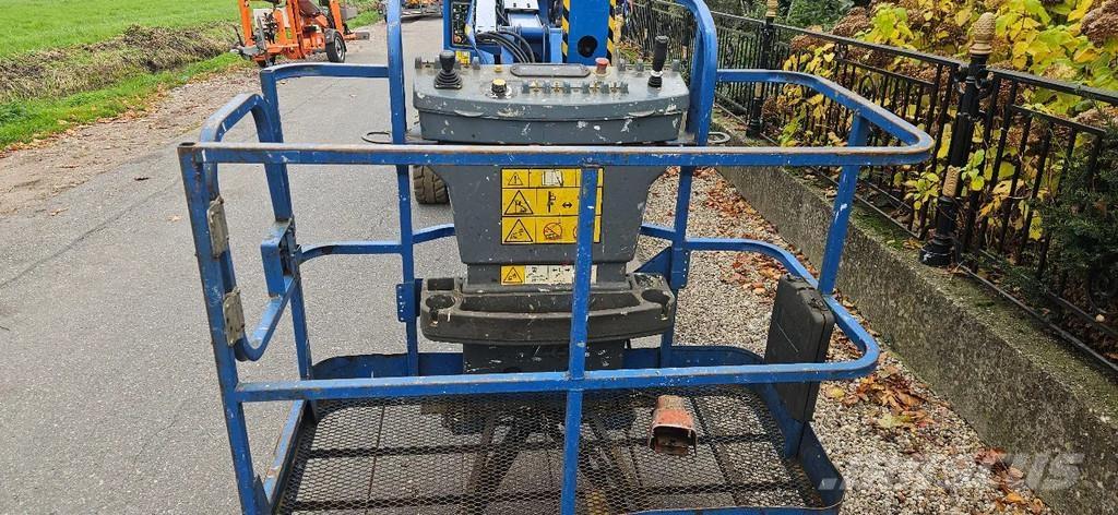 JLG E450aj Bomlifte med knækarm