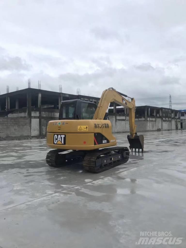 CAT 307 D Midi-gravemaskiner 7t - 12t