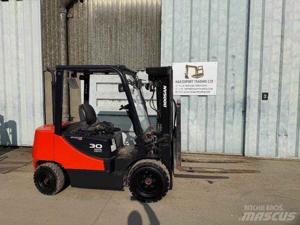 Doosan D 30 Diesel gaffeltrucks