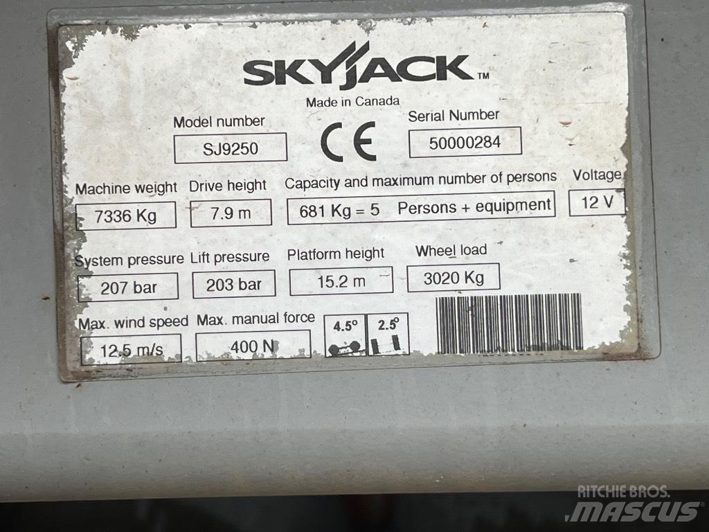 SkyJack SJ 9250 Saxlifte