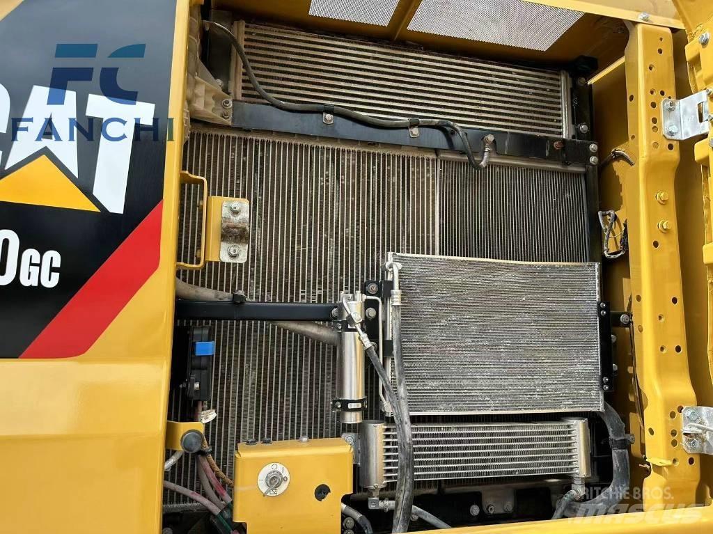CAT 330GC Materialehåndteringsmaskiner