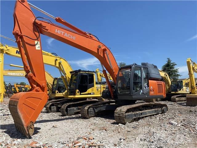 Hitachi ZX 250 Gravemaskiner på larvebånd