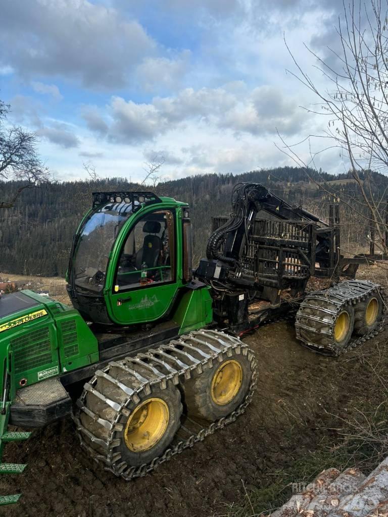 John Deere 1110 E Udkørselsmaskiner