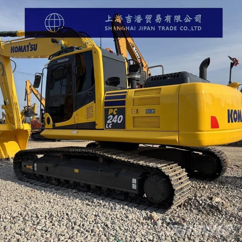 Komatsu PC 240 Gravemaskiner på larvebånd
