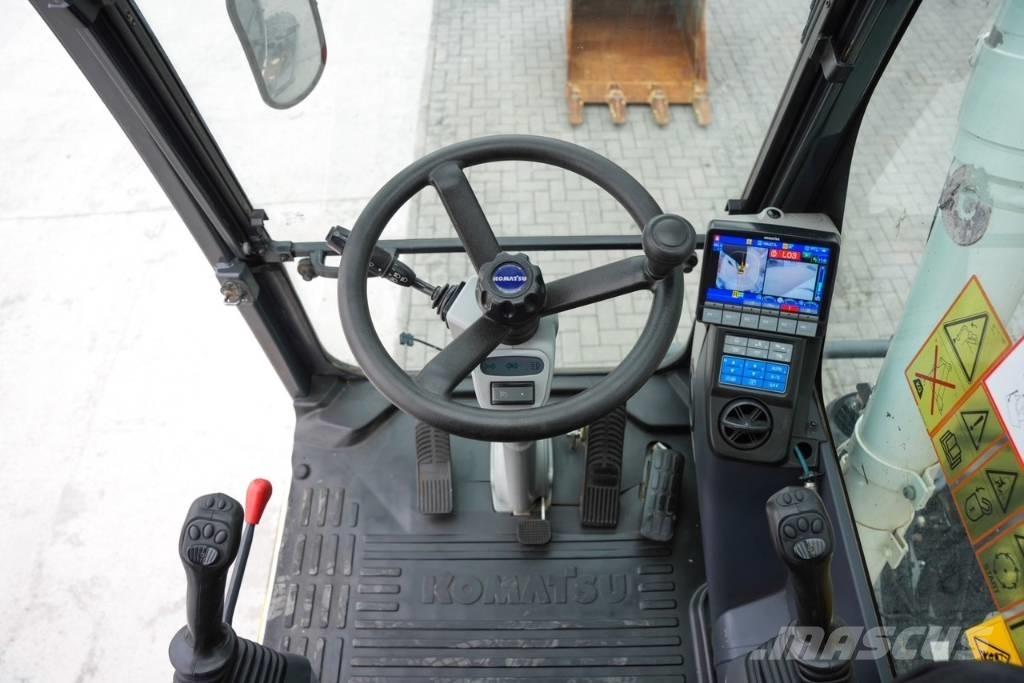 Komatsu PW 148-11 Gravemaskiner på hjul