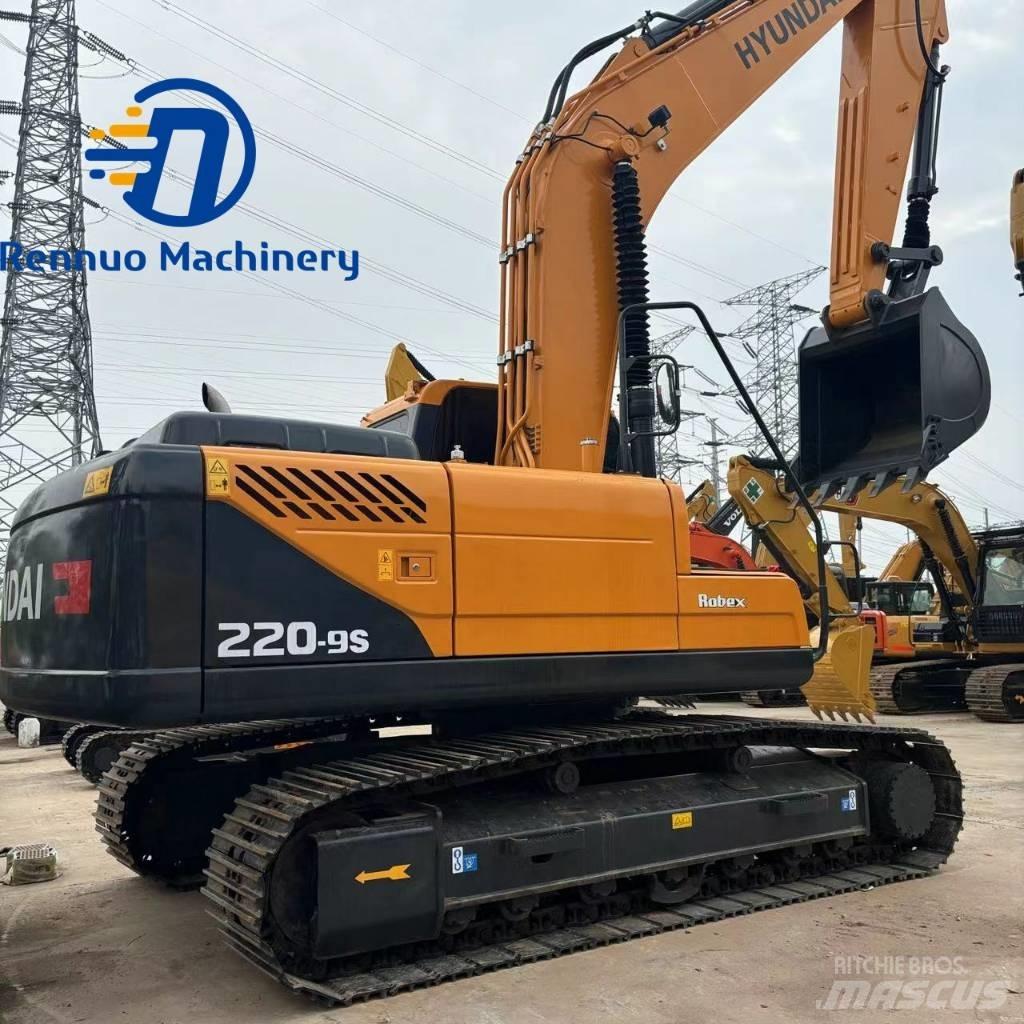 Hyundai R220LC-9S Gravemaskiner på larvebånd