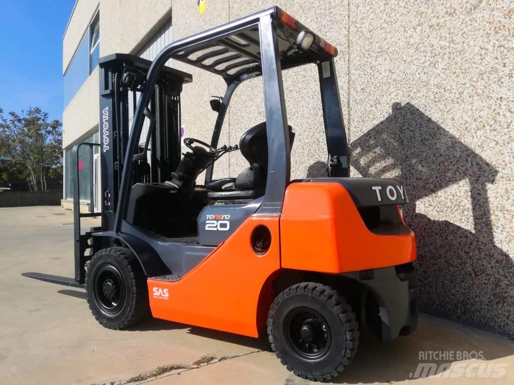 Toyota 02-8 FG F 20 LPG gaffeltrucks