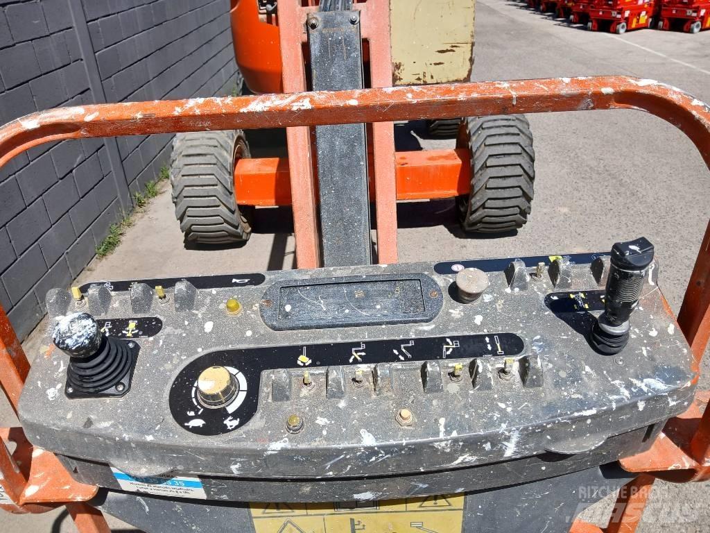 JLG 450 AJ SIII Bomlifte med knækarm