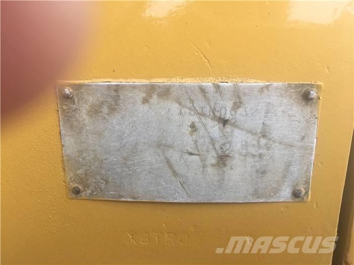 CAT 330 B Gravemaskiner på larvebånd