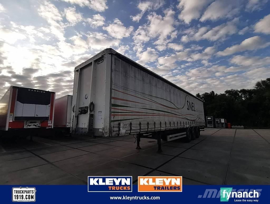 Van Hool A3C002 Semi-trailer med Gardinsider