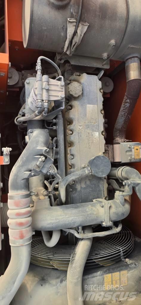 Doosan DX 210 W Gravemaskiner på hjul