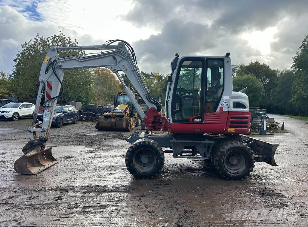 Takeuchi TB 295 W Gravemaskiner på hjul