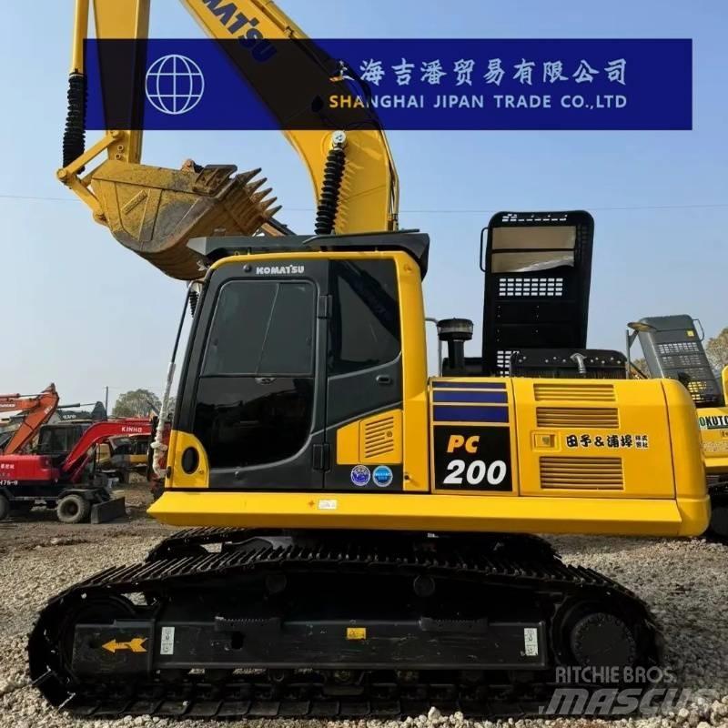 Komatsu PC 200 Gravemaskiner på larvebånd