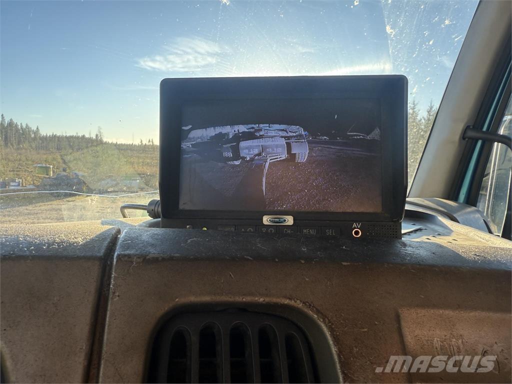 Sisu R500 E13M Lastbiler med tip