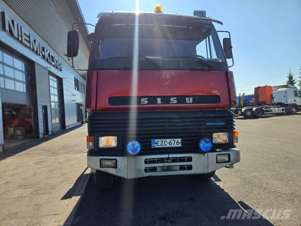 Sisu SM300 8X2 Skovmaskintransportlastbiler