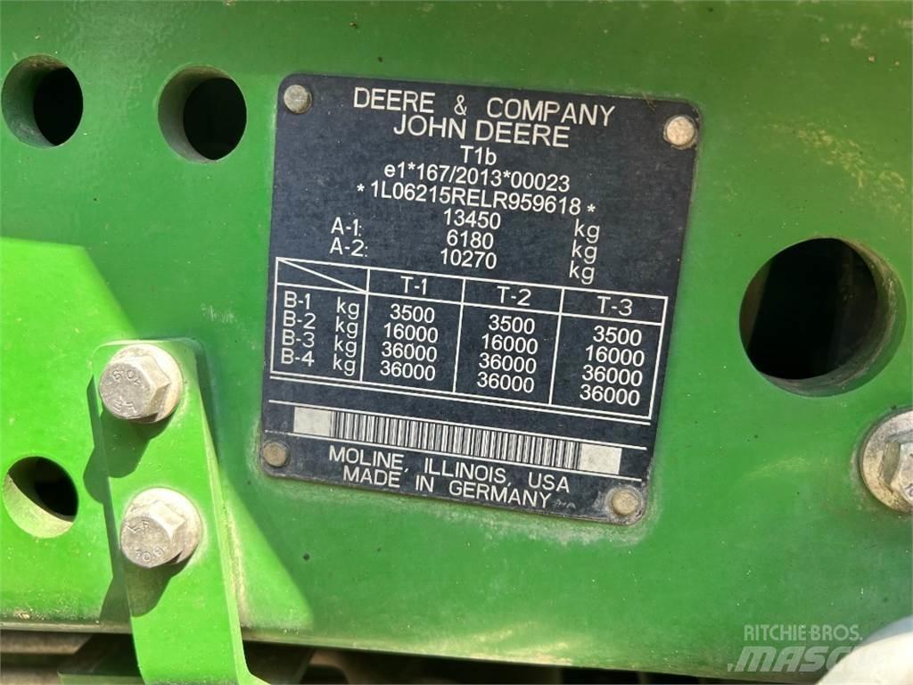 John Deere 6215R Traktorer