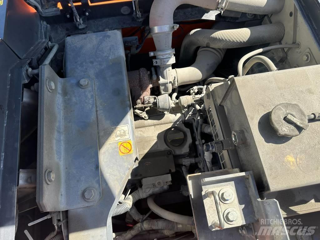 Hitachi ZX 140 W-6 Gravemaskiner på hjul
