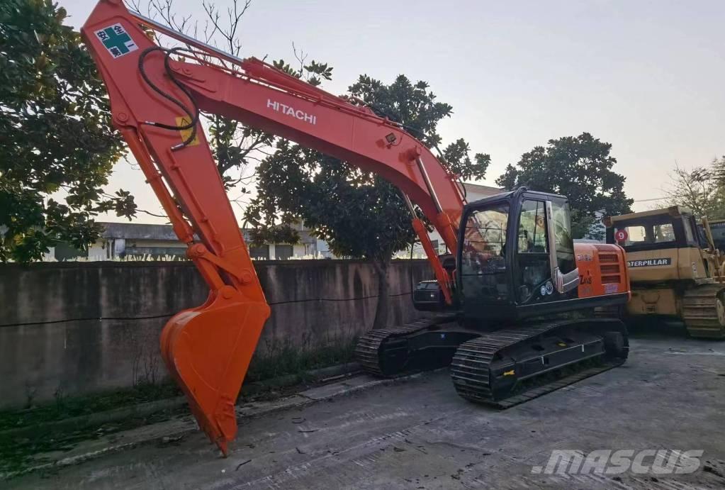 Hitachi ZX 200 Gravemaskiner på larvebånd