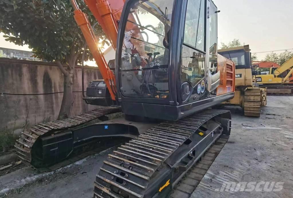 Hitachi ZX 200 Gravemaskiner på larvebånd