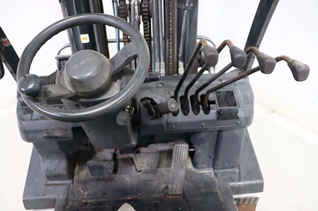 Nissan U1D2A20LQ LPG gaffeltrucks