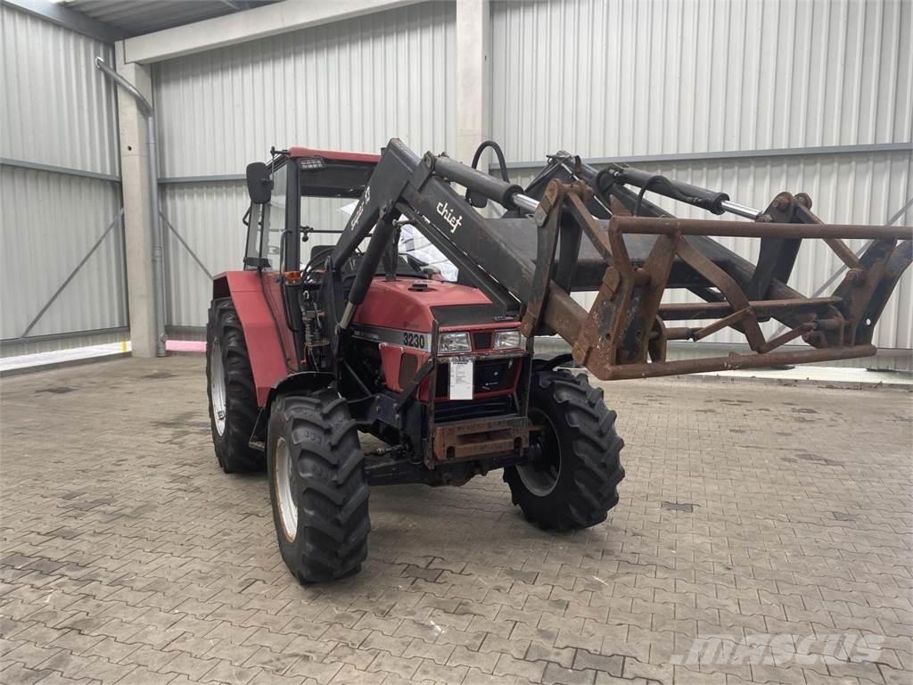 Case IH 3230 Traktorer