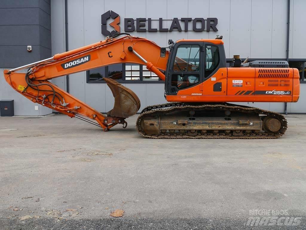 Doosan DX 255 LC-3 Gravemaskiner på larvebånd