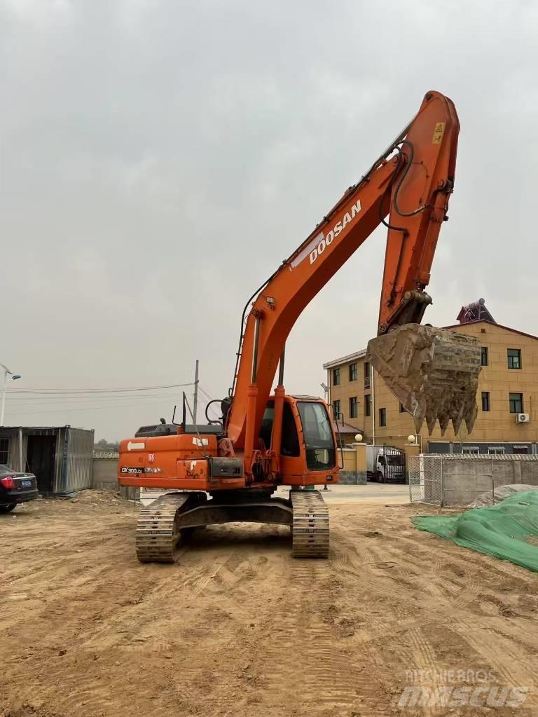 Doosan DX300LCA Gravemaskiner på larvebånd