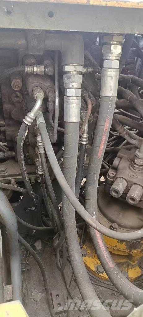 Sumitomo SH120 Gravemaskiner på larvebånd