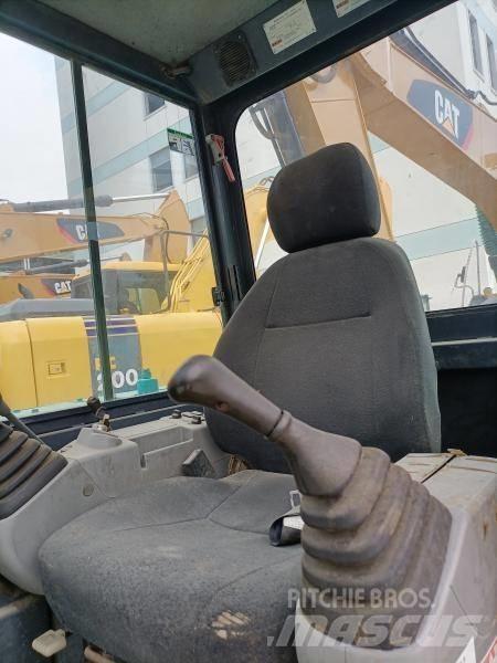 Kobelco SK 60 Gravemaskiner på larvebånd